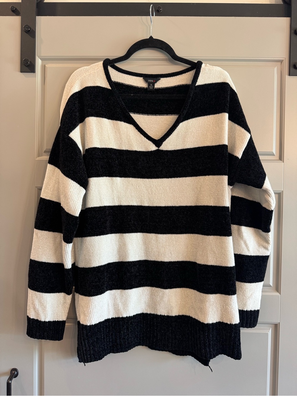 intro. Black & White Striped V-Neck Sweater